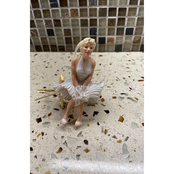 Other - Marilyn monroe ornament